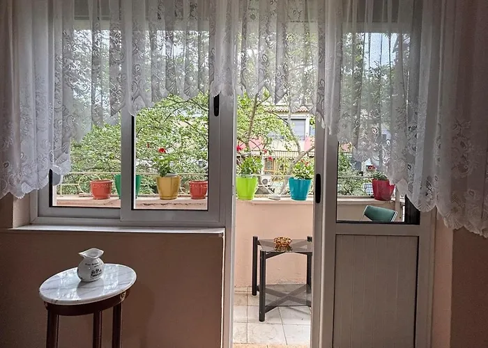 Historical Center Flat Apartament Tirana